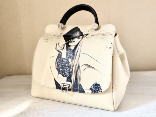Женская кожаная сумка-портфель с рисунком "Кокетка" - фото