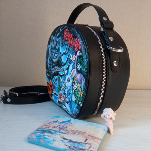 Полукруглая женская сумка с росписью "Чеширский кот" фото фото 8