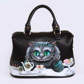 Женский саквояж с ручной росписью "В гостях у Чешира"