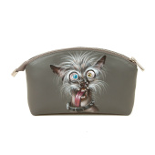 Кожаная косметичка на молнии с рисунком ручной работы на заказ "Бешеная собачка""