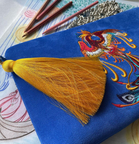 Женский клатч из натуральной замши с вышивкой Феникс и шелковой кистью