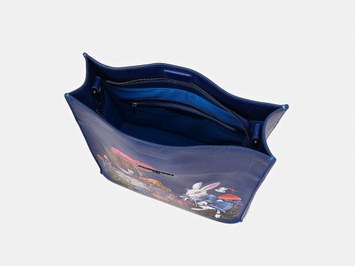 Кожаная сумка шоппер с росписью "Кролик в Зазеркалье" фото шоппера фото 3