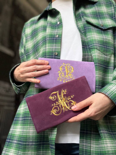 Именной кошелек портмоне замшевый с вышивкой инициалов на заказ - кожаный женский кошелек-портмоне ручной работы с рисунком на заказ |  Sumnizza