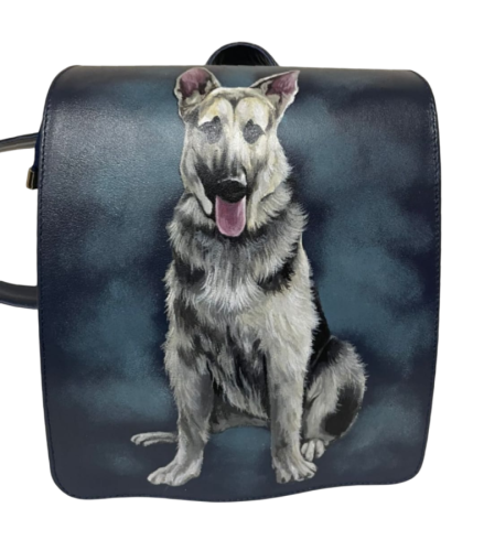 Кожаный рюкзак с ручной росписью питомцев на заказ "Овчарка и бульдожки" - изготовление кожаной женской сумки ручной работы с рисунком | Сумки с принтом на заказ - Sumnizza