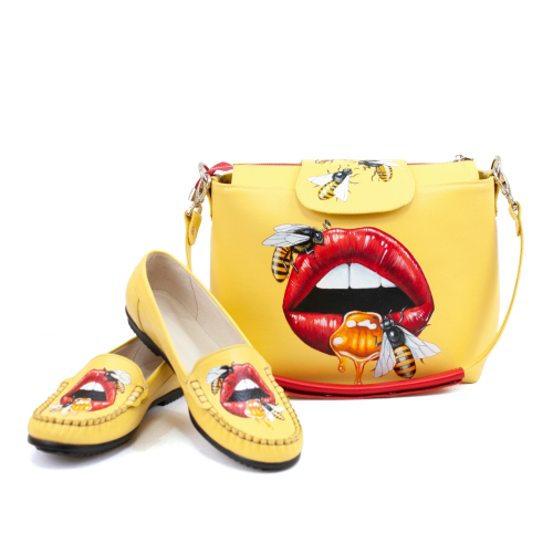 Сумка на заказ из натуральной кожи с ручной росписью"Мед по губам"  - смотреть фото фото 2