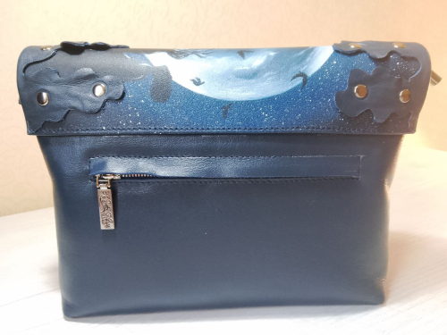 Женская сумка клатч через плечо с рисунком ручной работы на заказ "Полнолуние" на заказ - женская кожаная сумка ручной работы с авторским рисунком фото 5