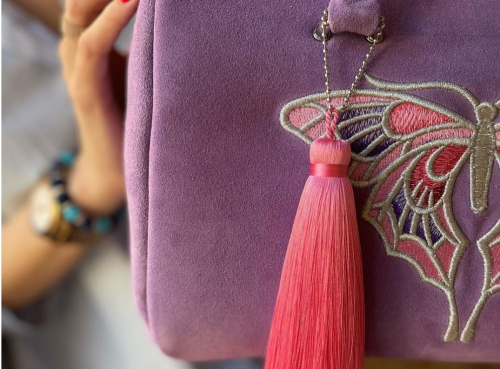 Женская сумка из замши с вышивкой "Бабочка" фото фото 2