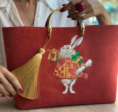 Женская сумка-шоппер из замши с вышивкой "Кролик" фото шоппера
