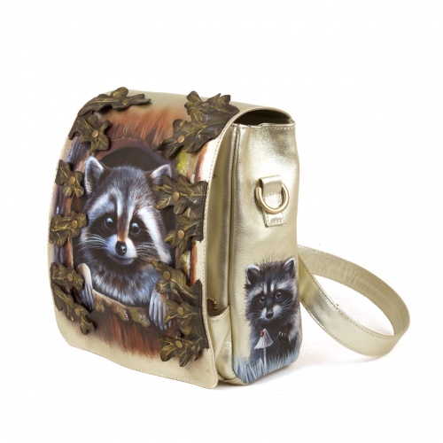Женская сумка-рюкзак с росписью ручной работы "Енотик" фото фото 3