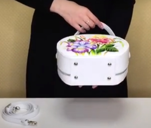 Полукруглая женская сумка с росписью "Белый ирис" - круглая кожаная женская сумка ручной работы с рисунком |  Sumnizza фото 7