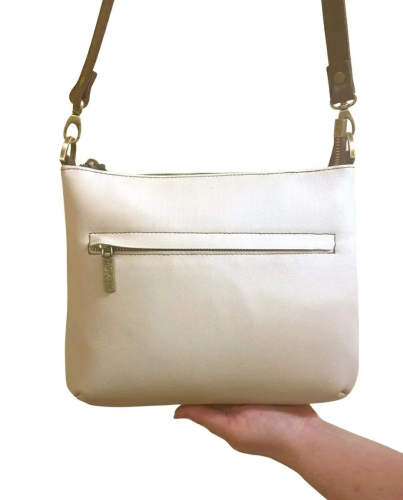 Сумка почтальонка женская кожаная на длинном ремне с рисунком в стиле бохо на заказ Перья - ручная работа — кросс боди с принтом на заказ фото 2