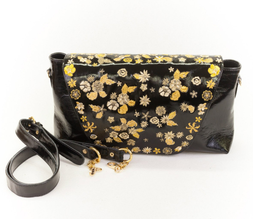 Лакированная женская сумка с вышивкой "Цветы" фото фото 3