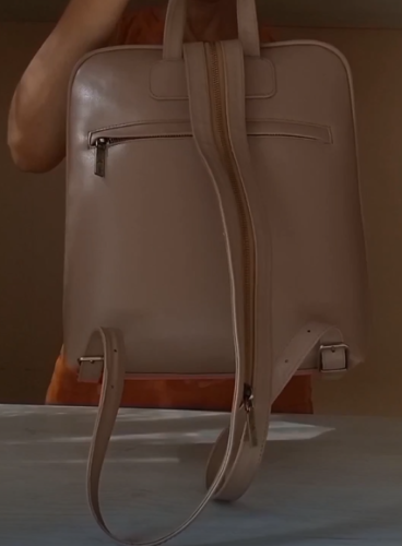 Рюкзак женский для города с росписью "Мастер и Маргарита" ручной работы с рисунком и вышивкой на заказ - Sumnizza фото 2