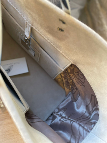 Замшевая сумка шоппер с ручной вышивкой «Сердце» на заказ - кожаная и замшевая женская сумка шоппер ручной работы с рисунком и вышивкой на заказ фото 2