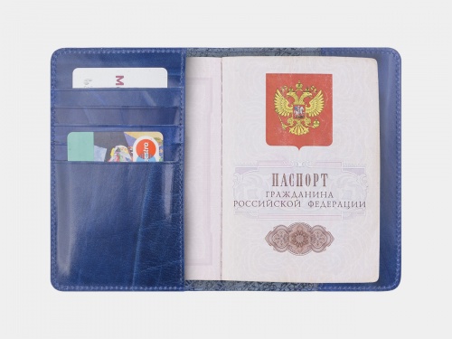 Обложка для паспорта с карманами "Вечерняя прогулка" фото фото 3
