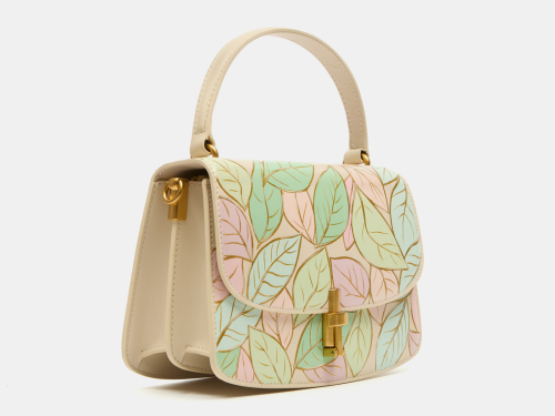 Сумка небольшая женская через плечо с рисунком ручной работы на заказ "Нежная весна" ручной работы с рисунком и вышивкой на заказ
 фото 2