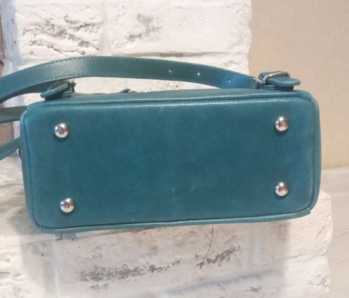 Женская сумка рюкзак с рисунком питомца ручной работы на заказ "Белый кот" ручной работы с рисунком и вышивкой на заказ
 фото 5